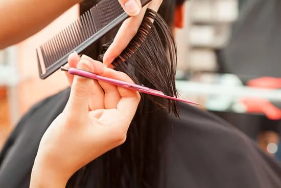 corte con tijera 001 Peluqueria - Corte de pelo con tijera